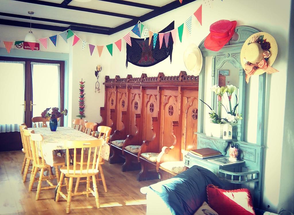 Готель Galway Glamping Туам Екстер'єр фото
