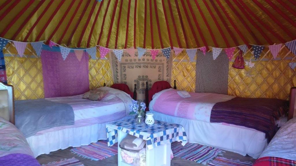 Готель Galway Glamping Туам Екстер'єр фото