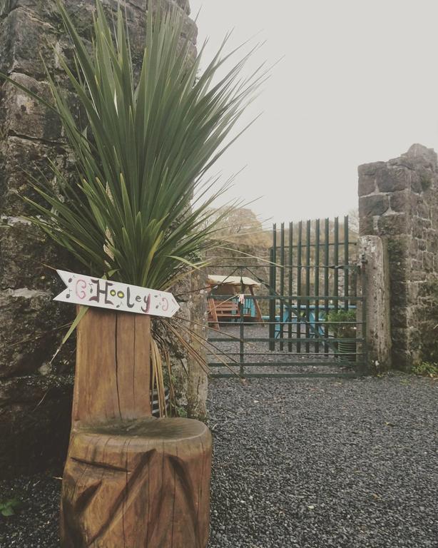Готель Galway Glamping Туам Екстер'єр фото